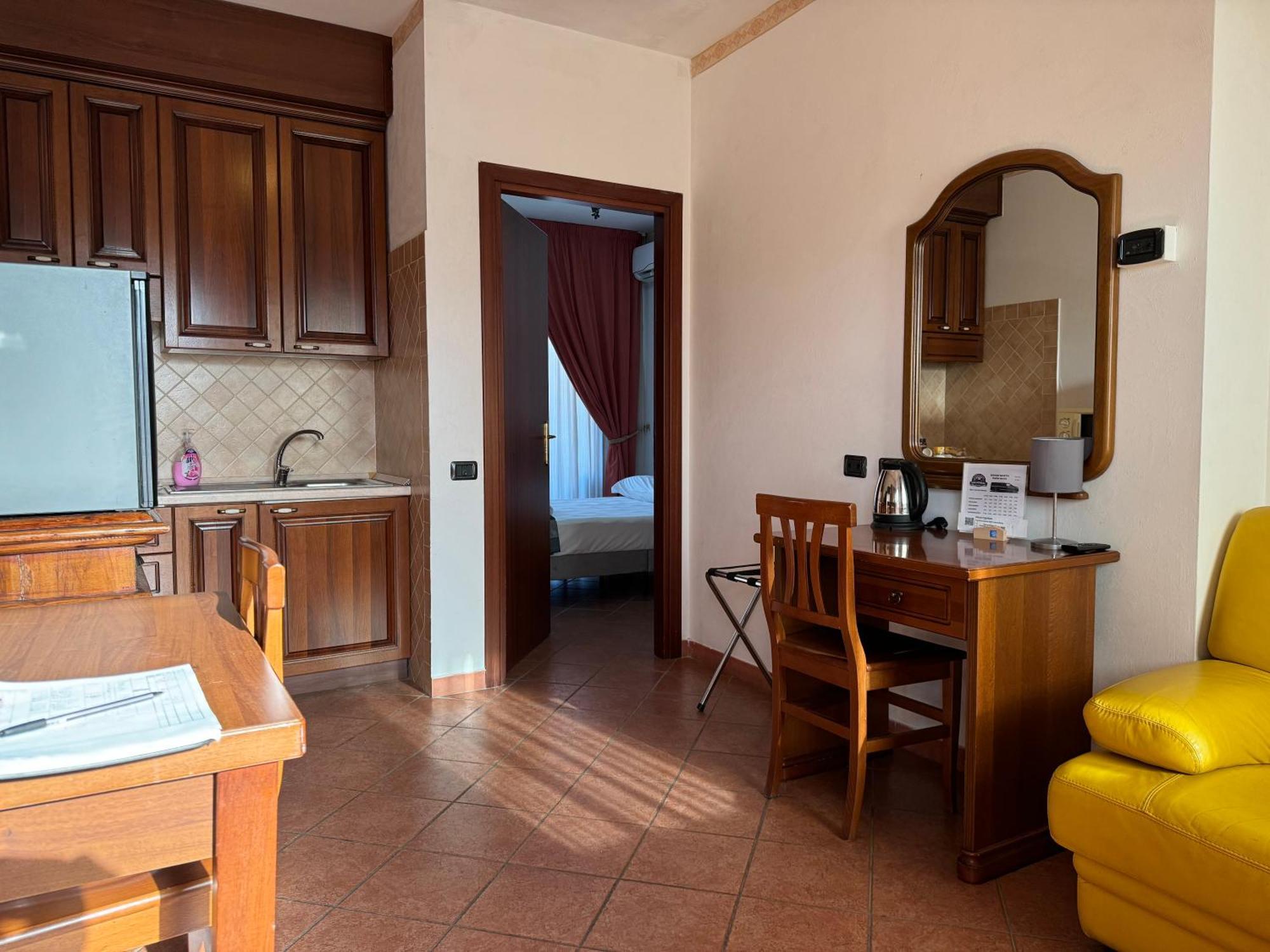 Euro House Inn Airport Fiumicino Kültér fotó