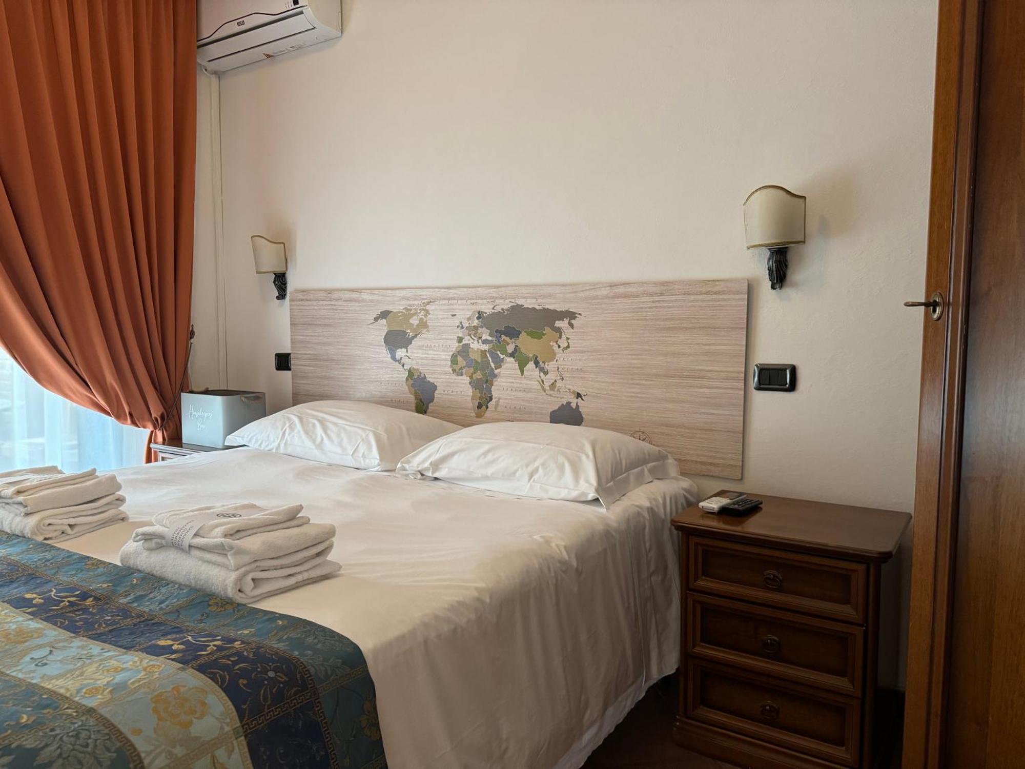 Euro House Inn Airport Fiumicino Kültér fotó