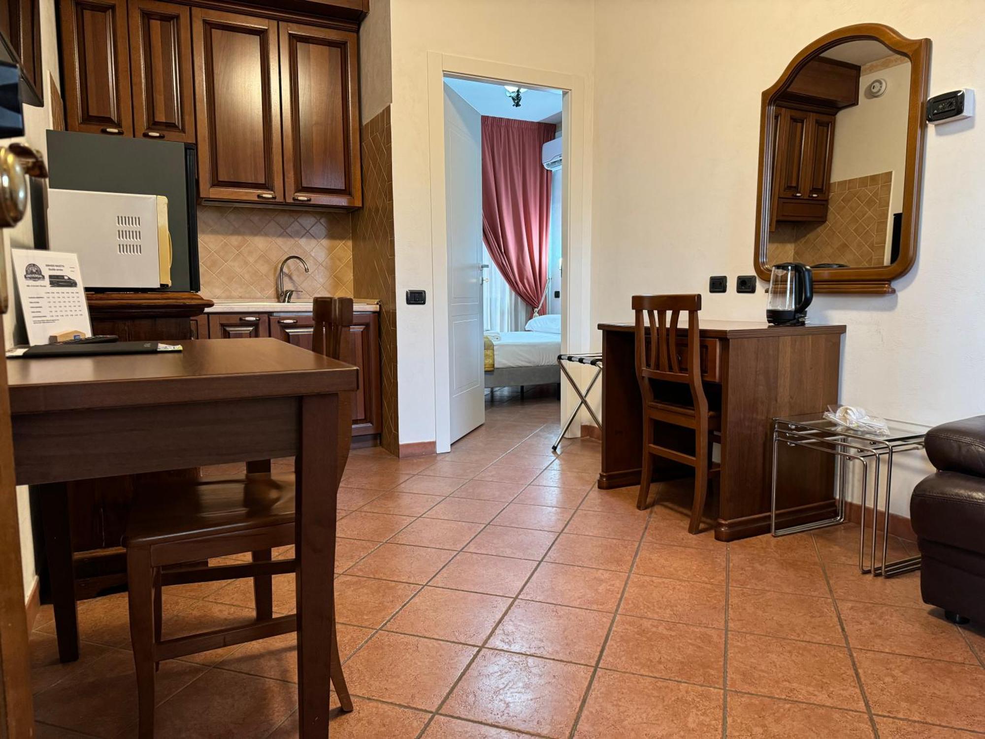 Euro House Inn Airport Fiumicino Kültér fotó