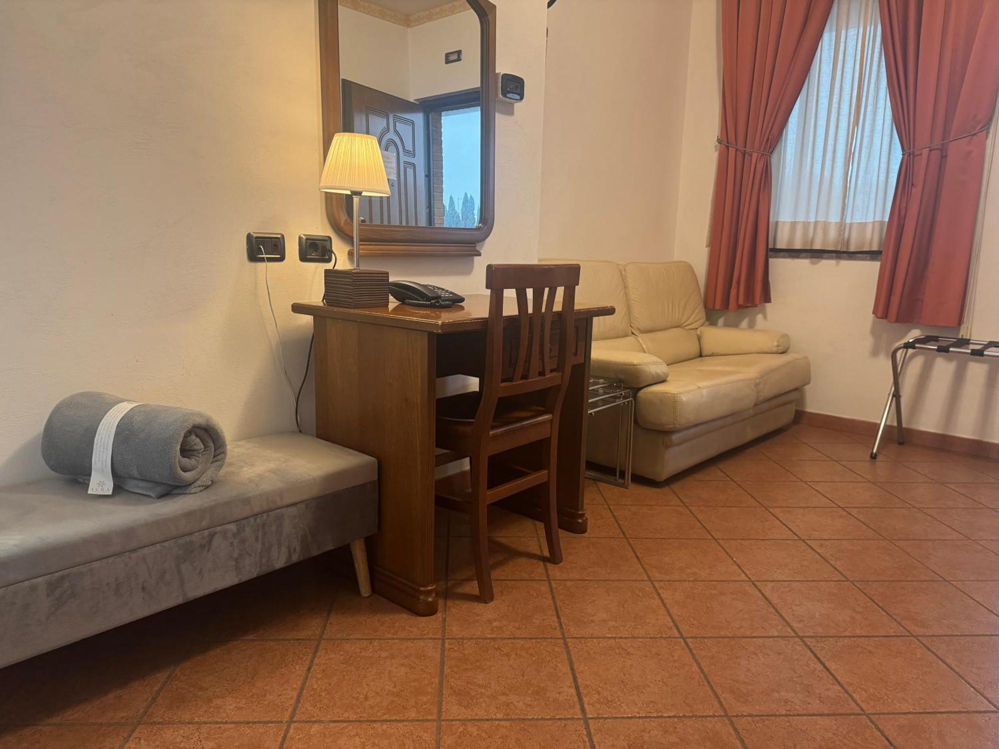 Euro House Inn Airport Fiumicino Kültér fotó