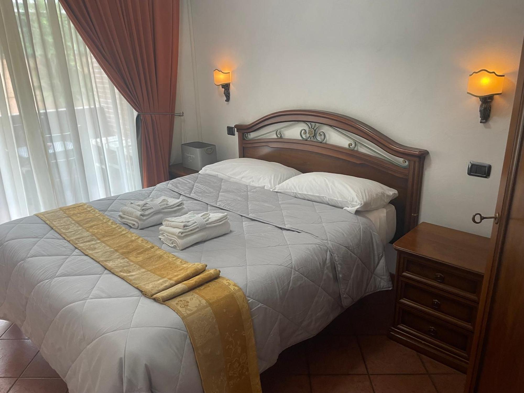Euro House Inn Airport Fiumicino Kültér fotó